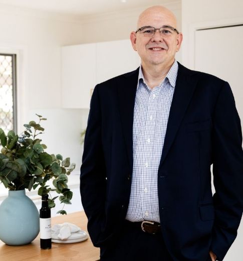 Chris Guy - Real Estate Agent at LJ Hooker - Beenleigh