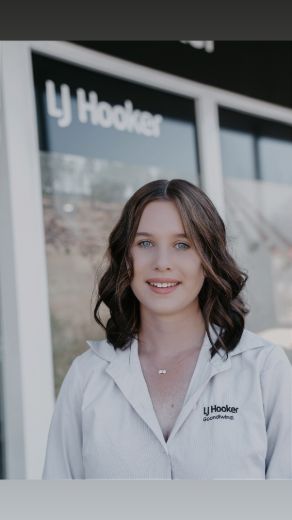 Bonnie Pertzel - Real Estate Agent at LJ Hooker Goondiwindi - GOONDIWINDI