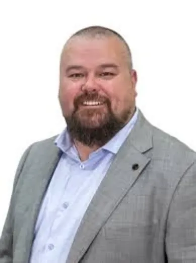 John Edwards - Real Estate Agent at Barry Plant - Pakenham