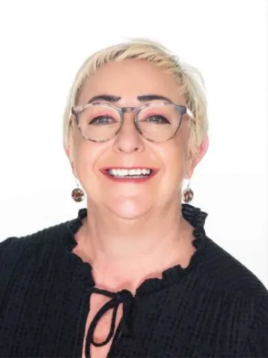 Michelle Carra- Mapstone - Real Estate Agent at Rental Central (Melanie Stewart)