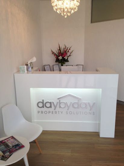 Day By Day Property - Fletcher - Real Estate Agency