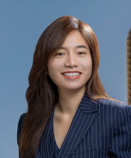 Iris Ngo - Real Estate Agent