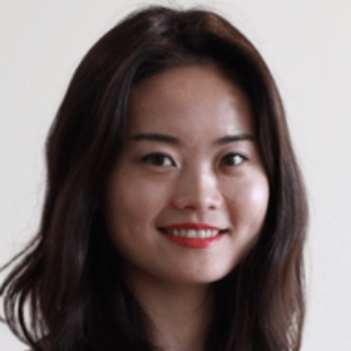 Isse  Liu - Real Estate Agent