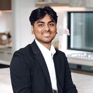 Mohammed Isa - Real Estate Agent