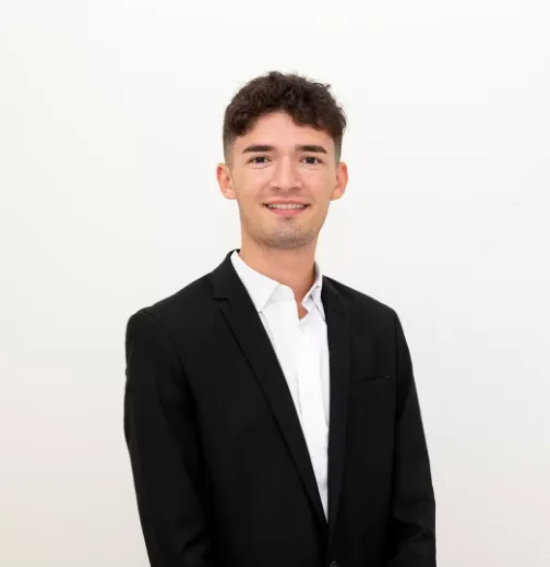 Isaak Giyos - Real Estate Agent at Raine & Horne Randwick | Coogee | Clovelly