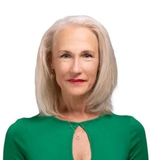 Jacqueline Johns - Real Estate Agent