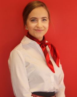 Jade Rossberg - Real Estate Agent