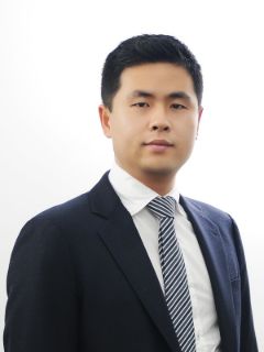 James (Kaihua) Hu - Real Estate Agent