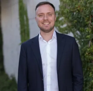 James McCulloch - Real Estate Agent