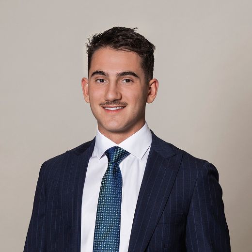 Jared Peters - Real Estate Agent at Black & White Estate Agents 