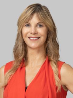 Jennifer Castle - Real Estate Agent