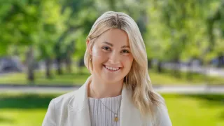 Jess Dutton - Real Estate Agent