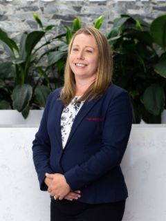 Jessica Zeppenfeld - Real Estate Agent