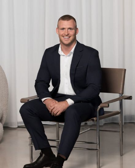 Joey Lussick - Real Estate Agent at UPSTATE - DEE WHY