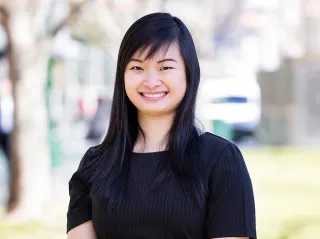 Jen Lin Lau - Real Estate Agent
