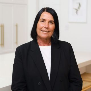 Julie Carlin - Real Estate Agent