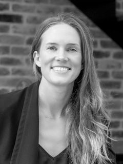 Julia Doyle - Real Estate Agent