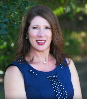 Julie Anderson - Real Estate Agent