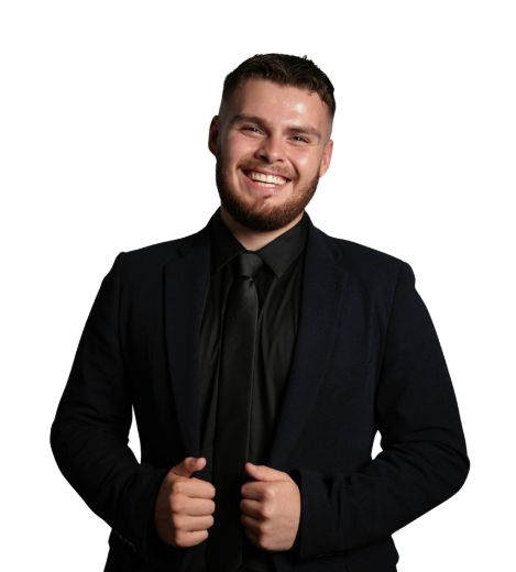 Kaiel Assoud - Real Estate Agent at Class Realty