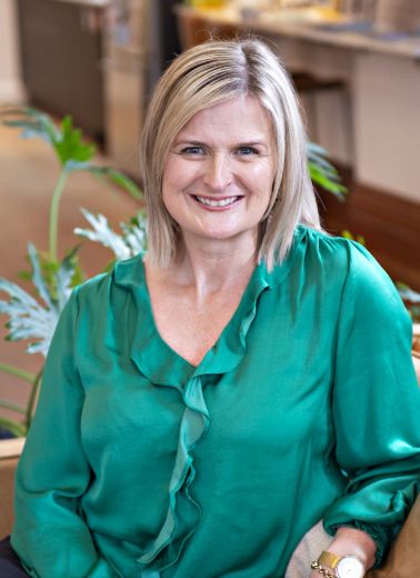 Karen  Chant - Real Estate Agent at Chant & Co