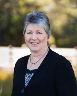 Karen Pieterse - Real Estate Agent