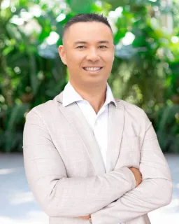 Karl Gillespie - Real Estate Agent