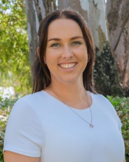 Karlie Overton - Real Estate Agent