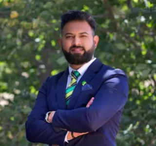 Kartavya  Thakkar - Real Estate Agent