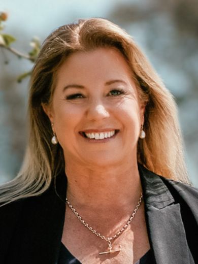 Kate Billson - Real Estate Agent at Local Homes & Acreage