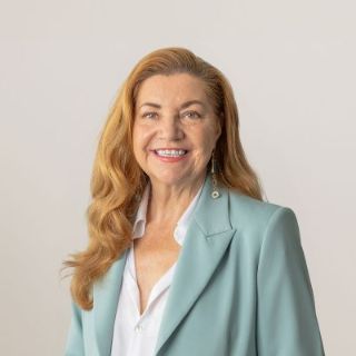 Kate Cox - Real Estate Agent