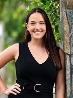 Kate SpainMostina - Real Estate Agent