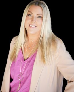 Kate  Webb - Real Estate Agent