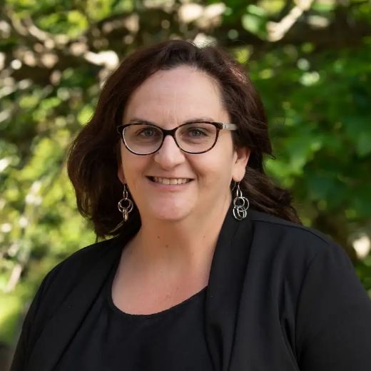 Kathryn Toth - Real Estate Agent at Ray White Ulladulla 