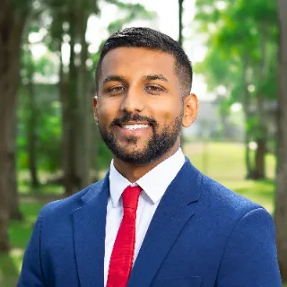 Kav Kavishay Prasad - Real Estate Agent