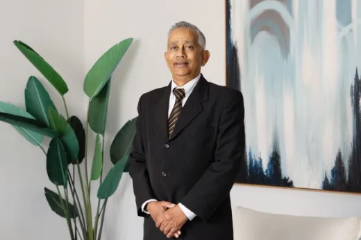 Kav Fernando - Real Estate Agent at Fletchers Glen Eira - ORMOND