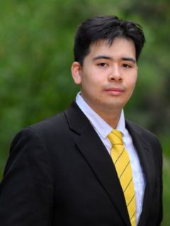 Kevin Yew - Real Estate Agent