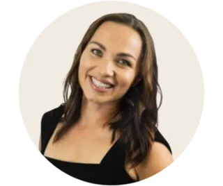 Kira Steinhaus - Real Estate Agent
