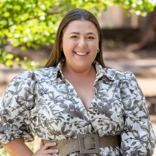 Georgie Young - Real Estate Agent