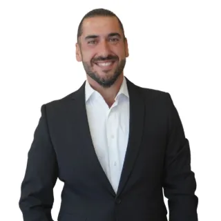 Chris  Vallis - Real Estate Agent
