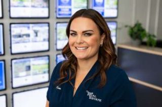 Katie Smith - Real Estate Agent