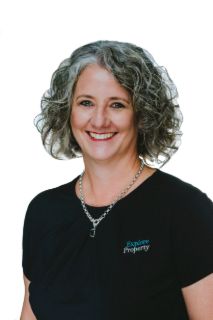 Kylie   Lawson - Real Estate Agent