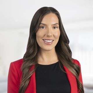 Lana Bee - Real Estate Agent