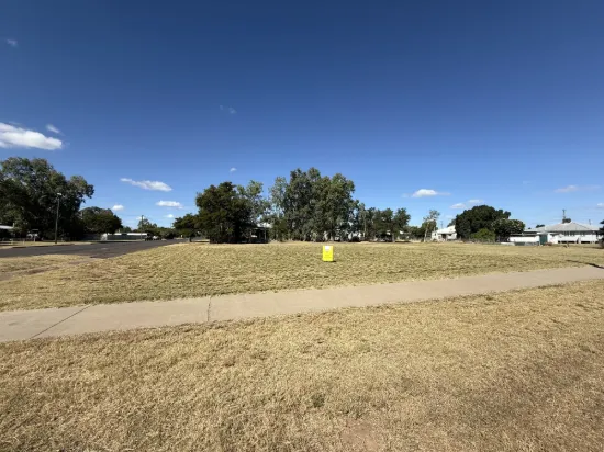 109 Yew Street, Barcaldine QLD 4725-Image