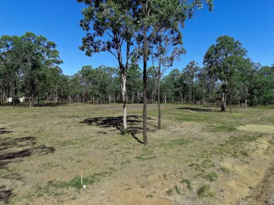 2/165 Crumpton Drive, Blackbutt North QLD 4314-Image