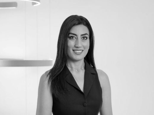Mirna Eskharya - Real Estate Agent at Century 21 Vasco Group Fairfield