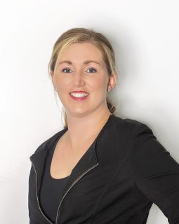 Laura Oliver - Real Estate Agent