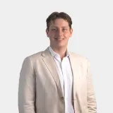 Lawson Packer - Real Estate Agent From - Oikos Real Estate - BARDON