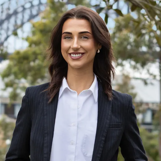 Leah Atley - Real Estate Agent at Ayre Real Estate Sydney (Barangaroo)