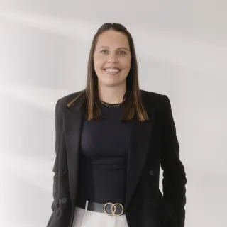 Leah Avery - Real Estate Agent