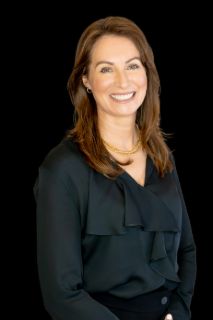 Leanne Burns - Real Estate Agent